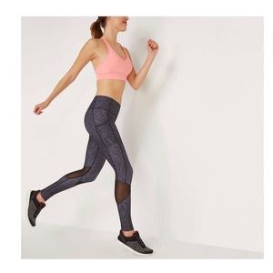 Women’s Yoga Pants/Activewear